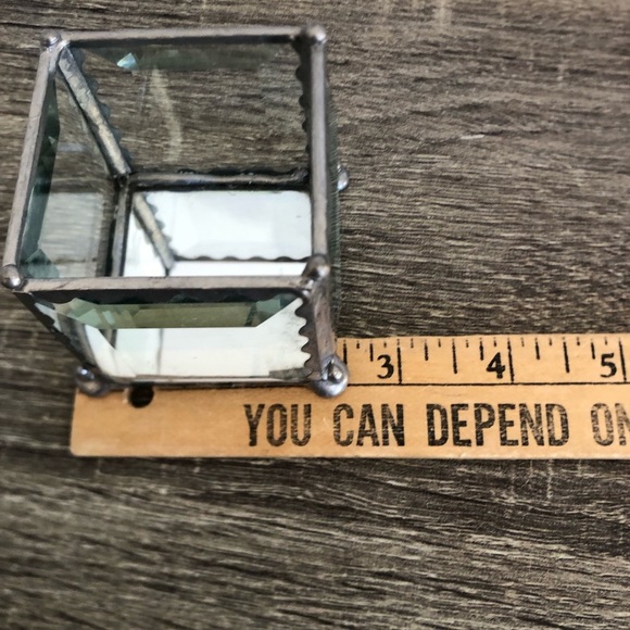 Vtg Beveled Glass Box with Mirrored Bottom - Picture 8 of 9